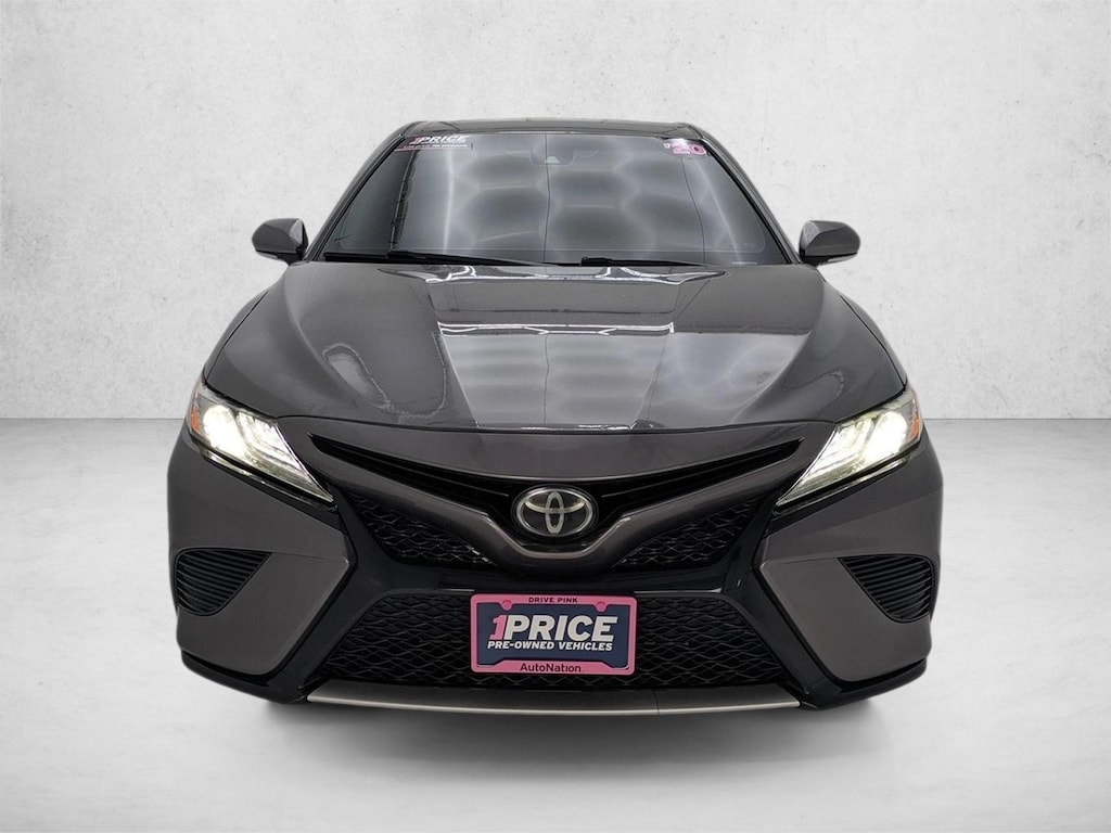 Used 2020 Toyota Camry XSE 4dr Car