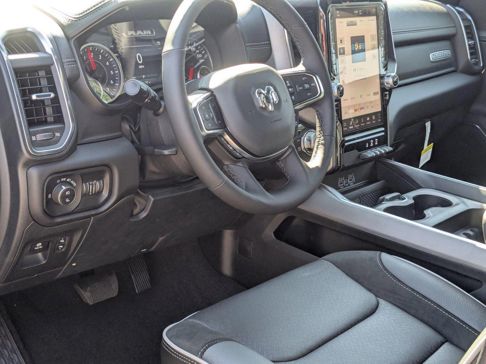 2026 Ram 1500 Laramie photo 3