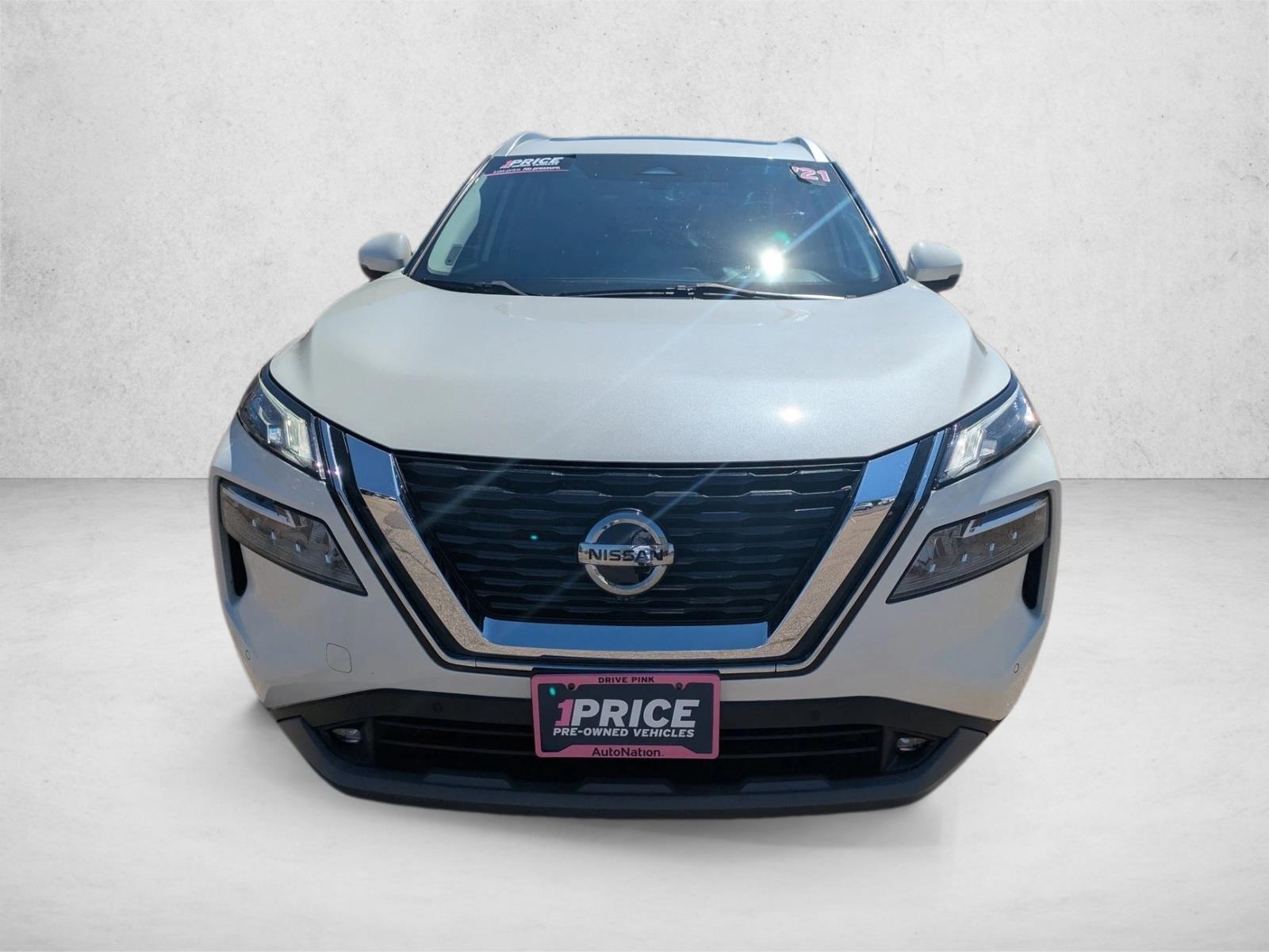 2021 Nissan Rogue SL photo 2