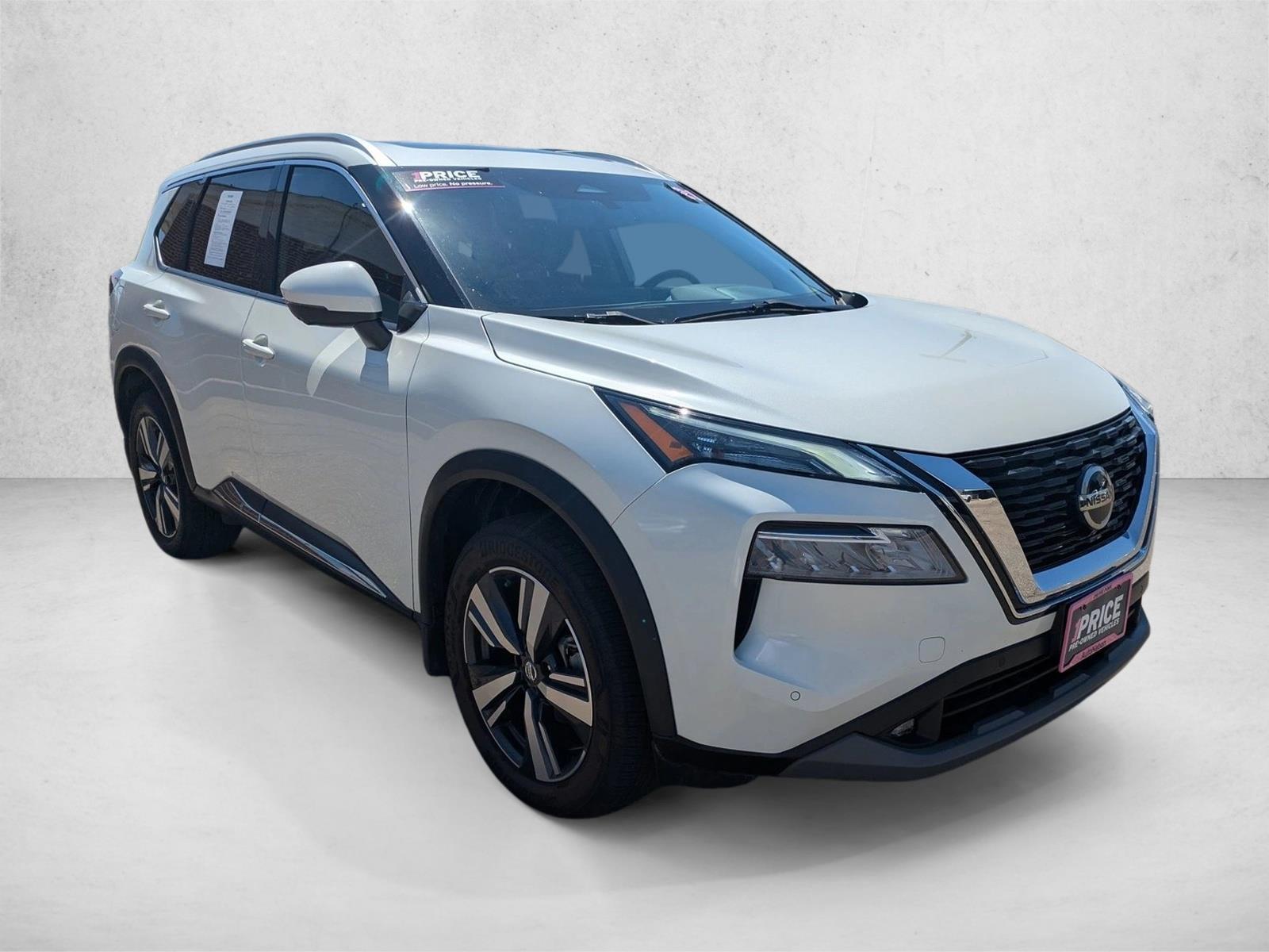 2021 Nissan Rogue SL photo 3