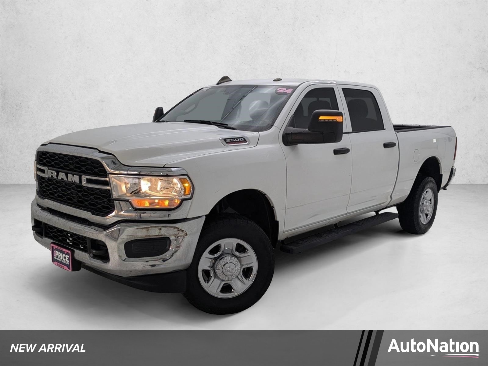 2024 RAM 2500 Tradesman 4X4 Crew Cab SWB's photo