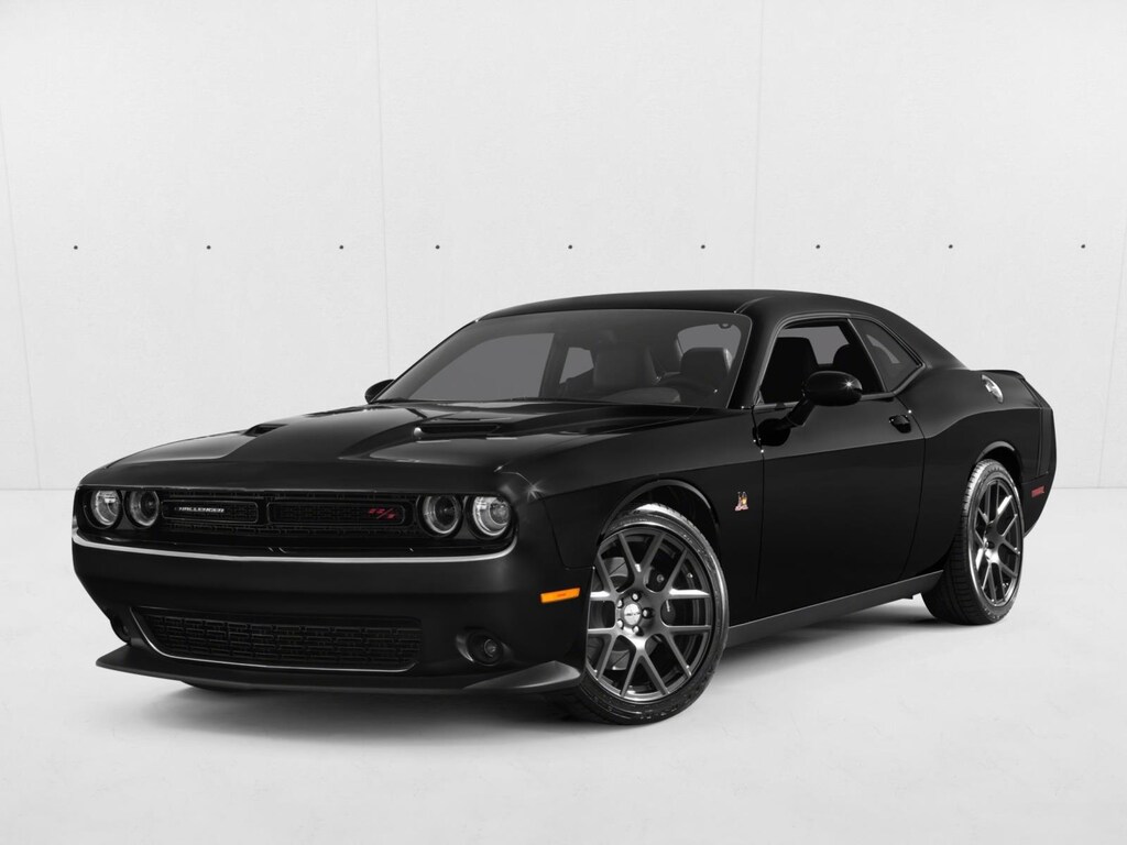 Used 2017 Dodge Challenger R/T Scat Pack 2dr Car