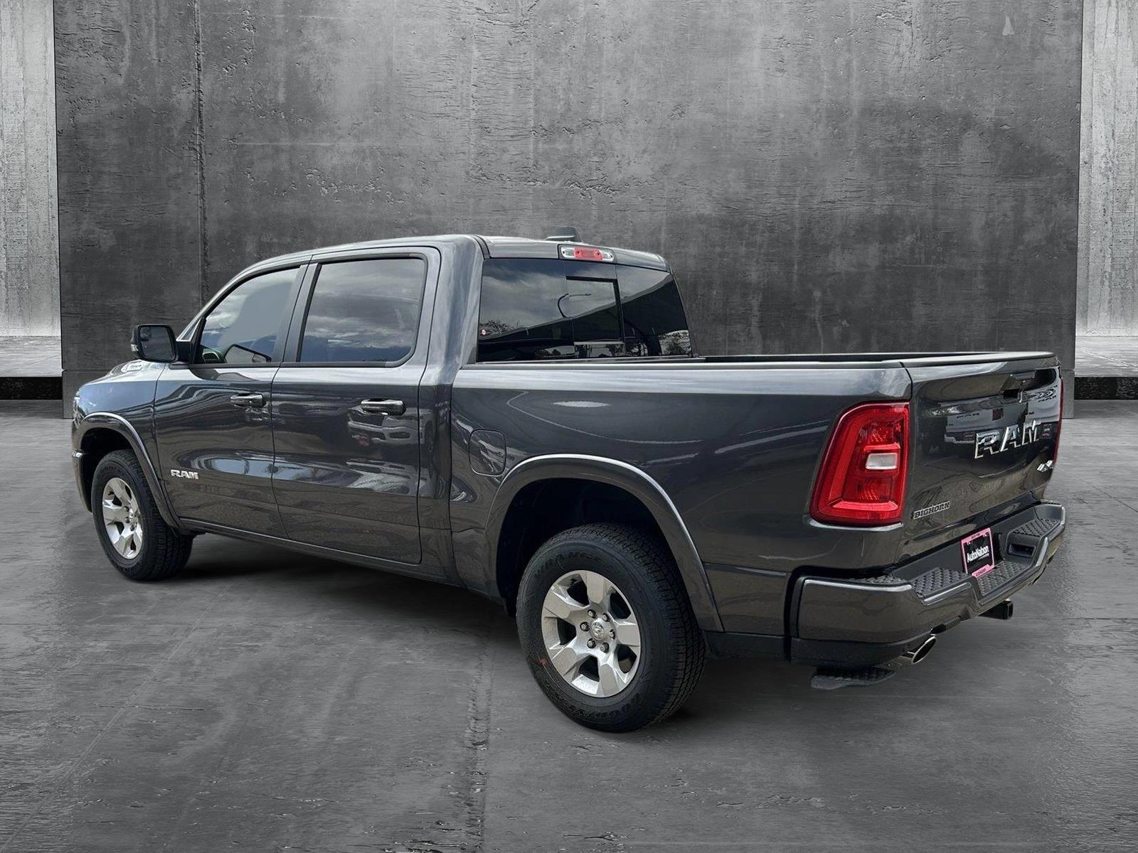 2025 Ram 1500 Big Horn photo 3