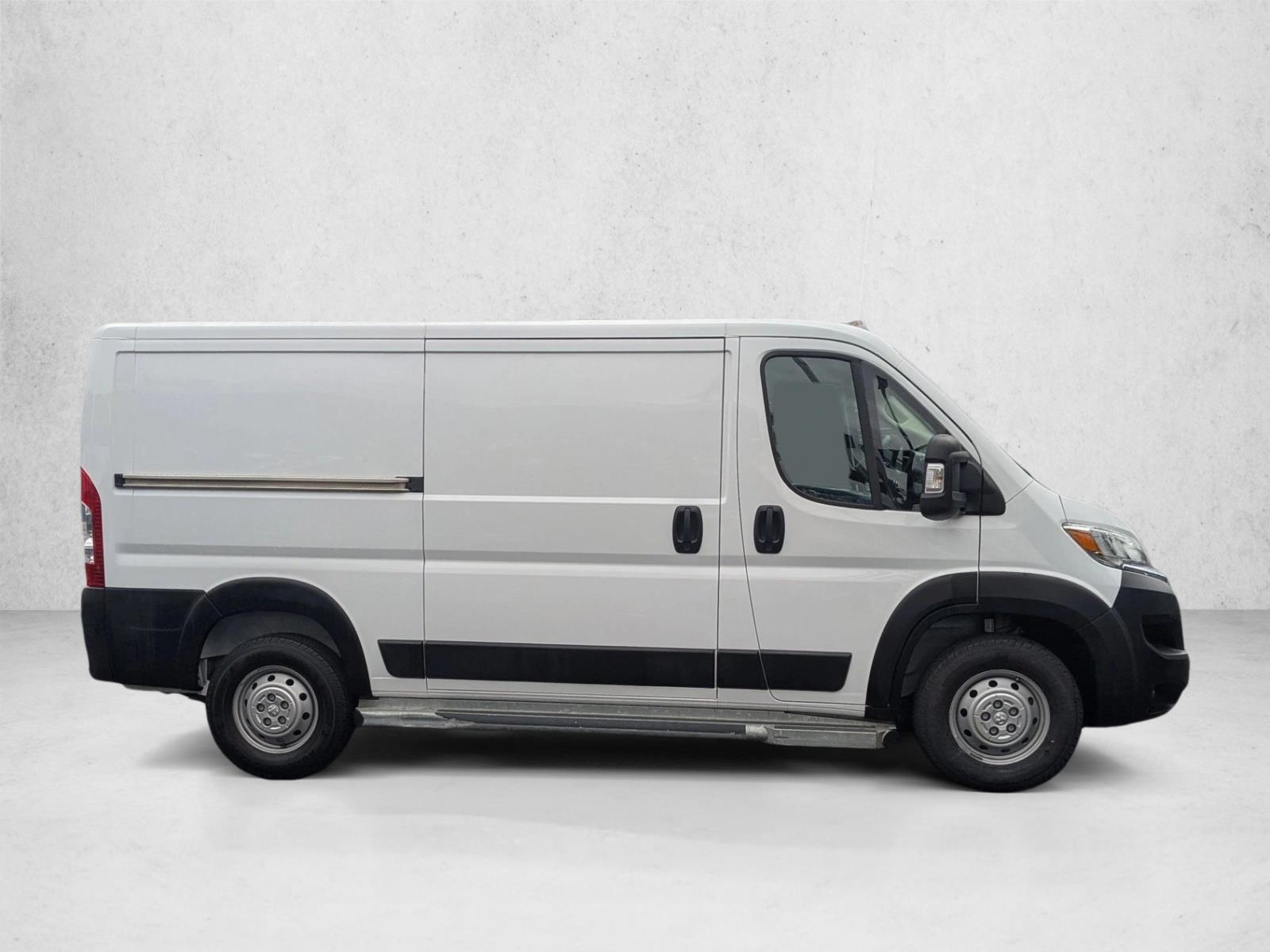 2023 Ram ProMaster 2500 photo 4