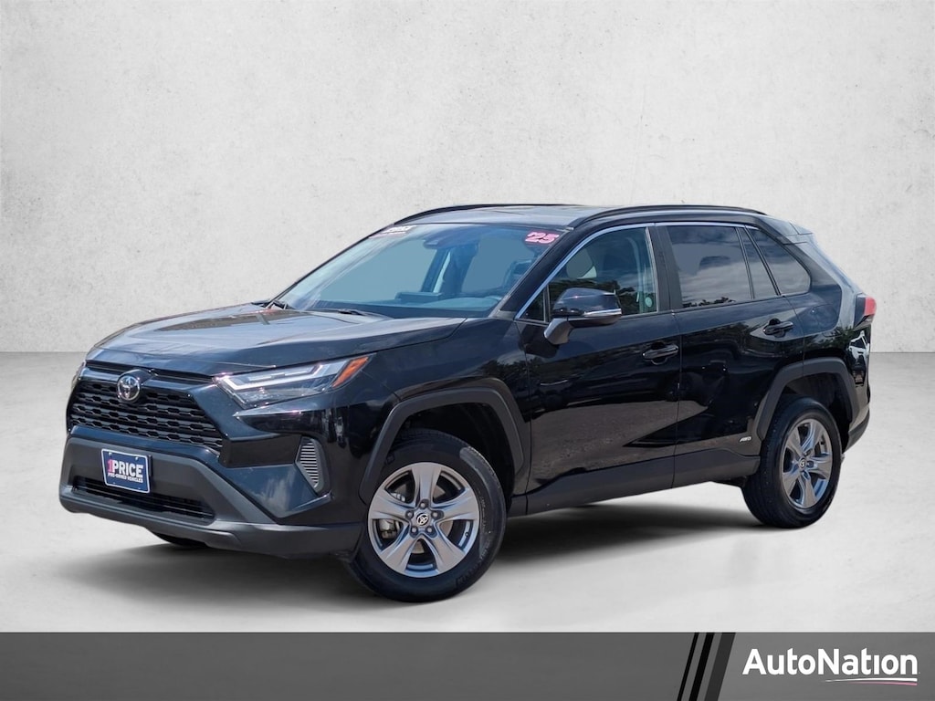 Used 2025 Toyota RAV4 Hybrid XLE Sport Utility