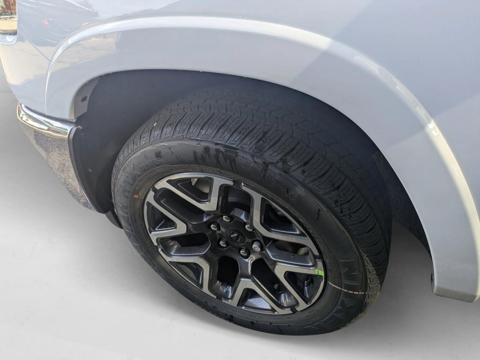 2026 Ram 1500 Laramie photo 2
