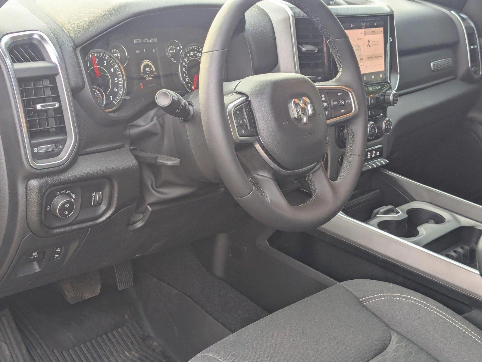 2025 Ram 1500 Big Horn photo 3