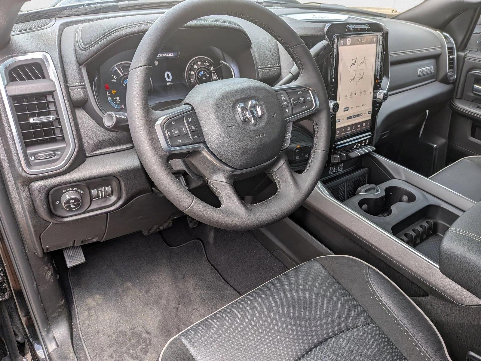 2025 Ram 2500 Laramie photo 3