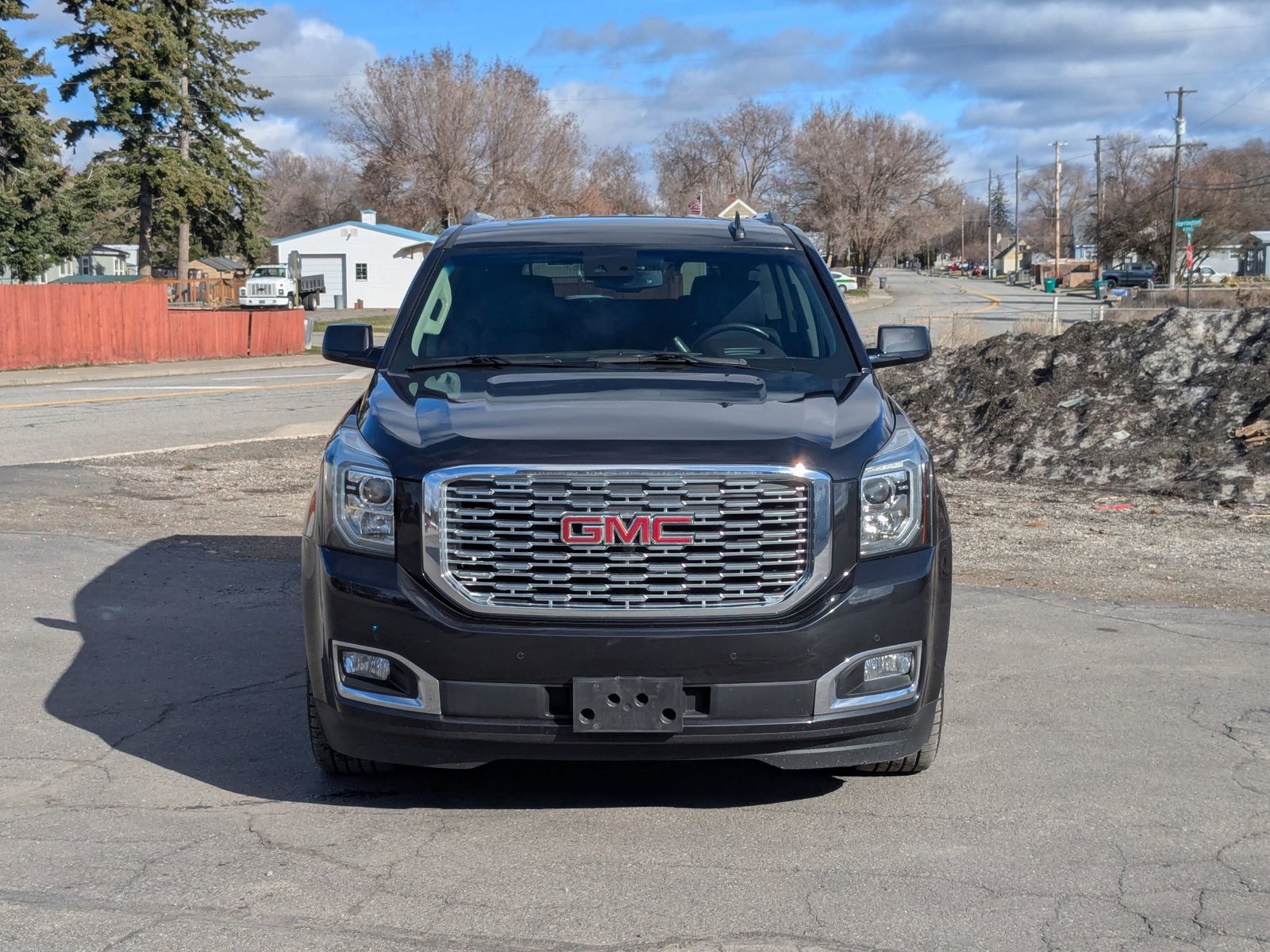 2020 Gmc Yukon Denali photo 2
