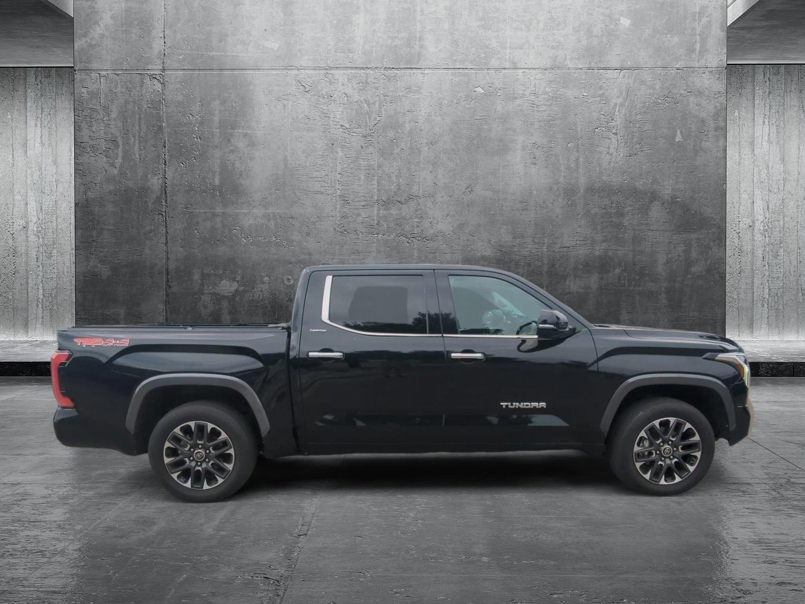 2022 Toyota Tundra Limited photo 4