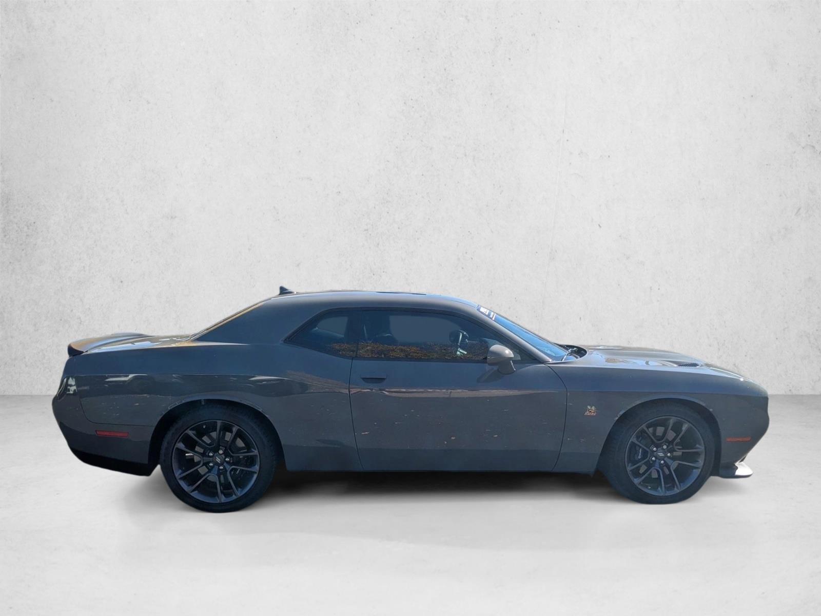 2023 Dodge Challenger R/T Scat Pack photo 4