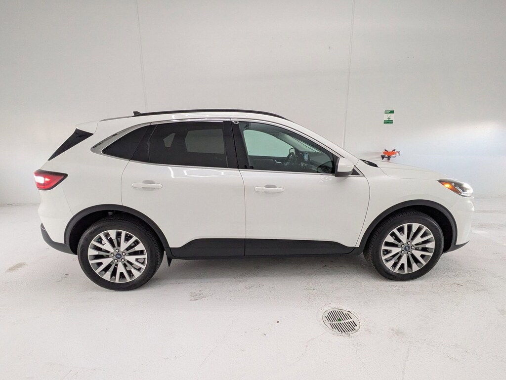 Used 2022 Ford Escape Titanium Sport Utility
