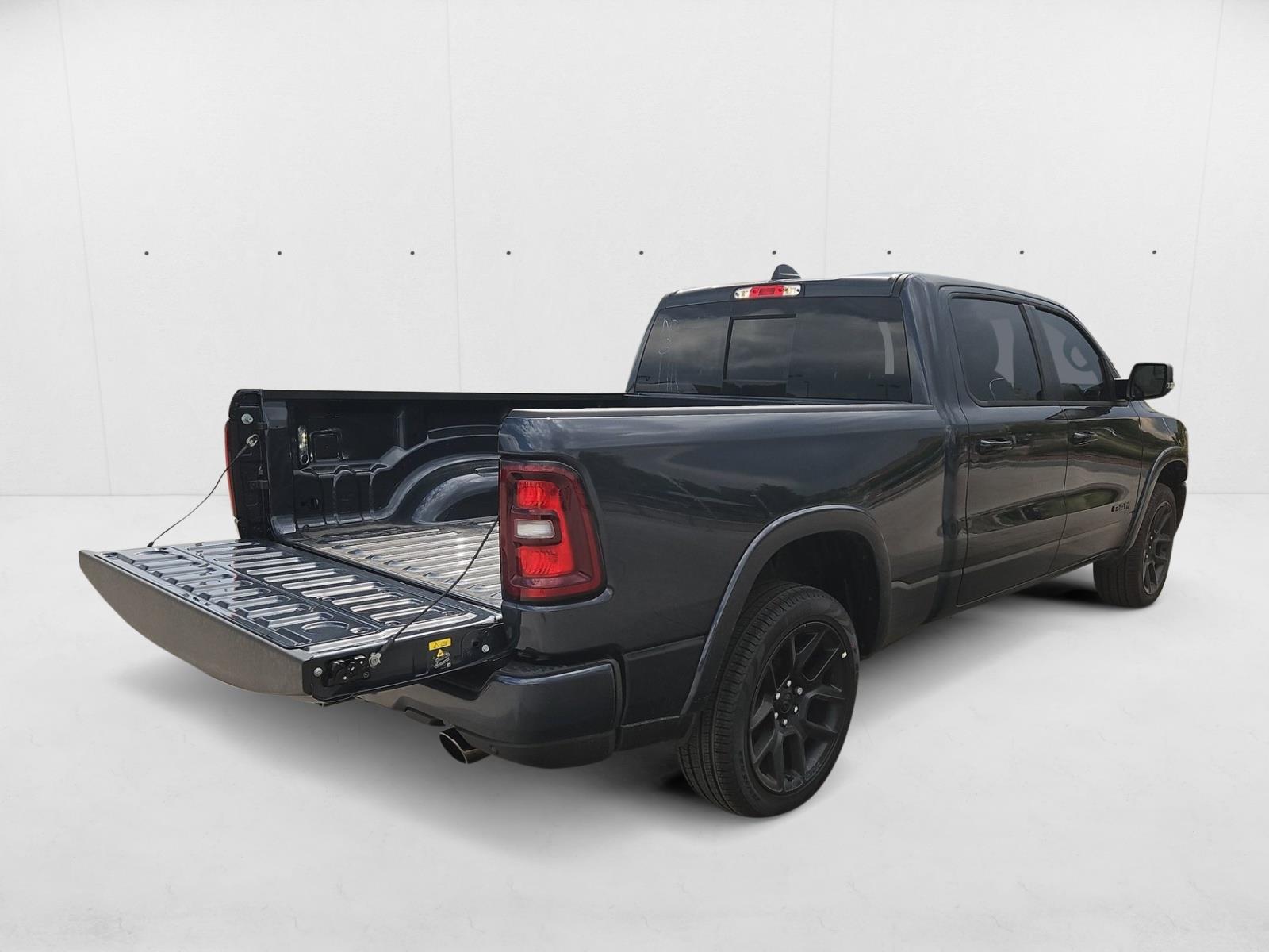 2025 Ram 1500 Laramie photo 2