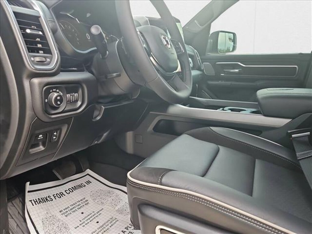 New 2025 Ram 1500 Laramie Truck Crew Cab