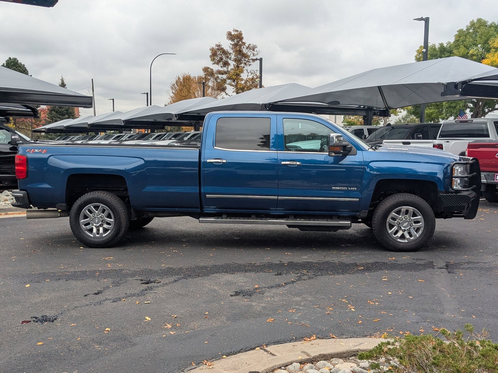 2018 Chevrolet Silverado 3500HD LTZ photo 4