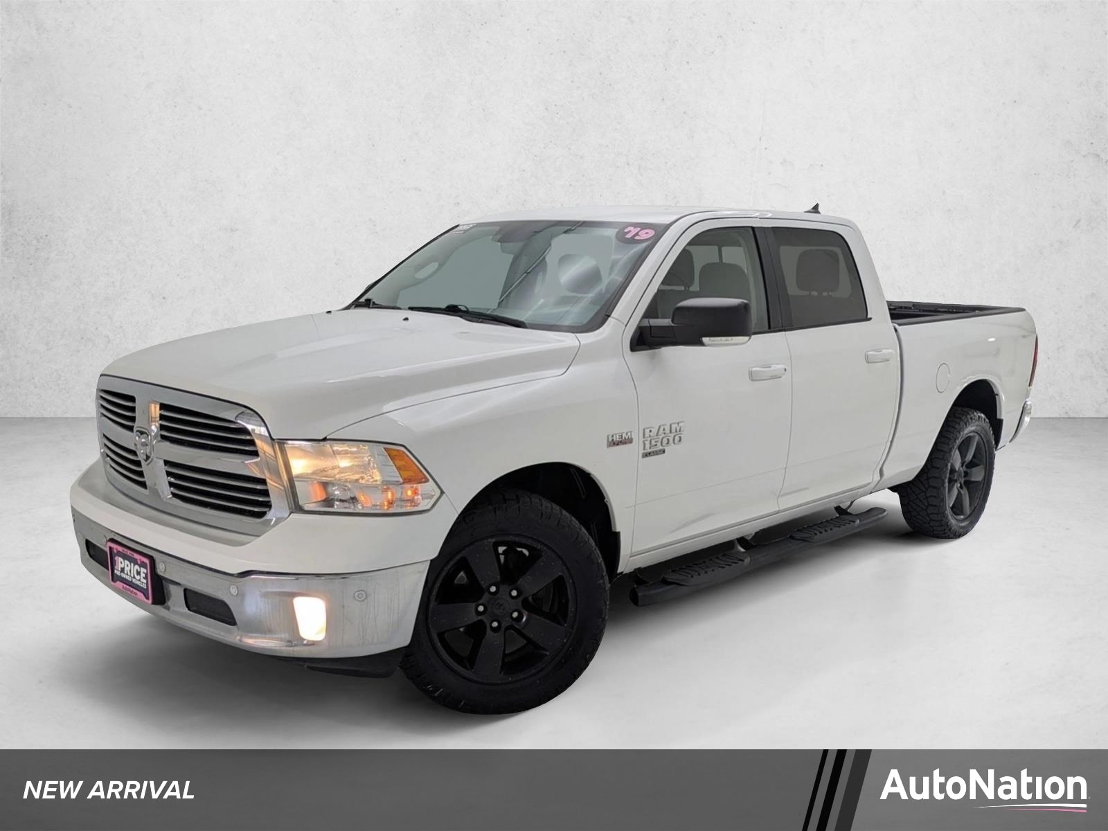 2019 RAM 1500 Classic Big Horn 4x4 Crew Cab 6'4's photo