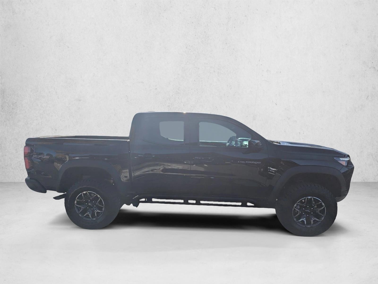 2023 Chevrolet Colorado ZR2 photo 4