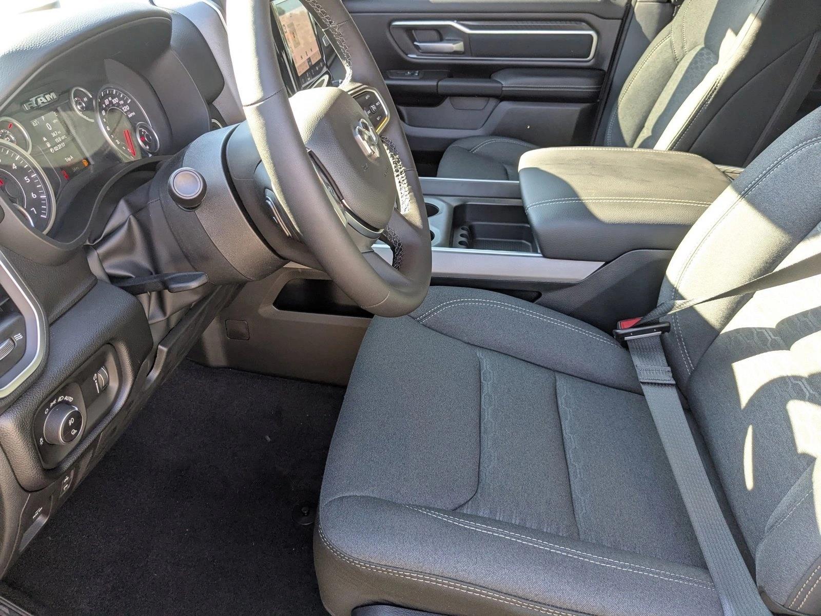 2026 Ram 1500 Big Horn photo 4