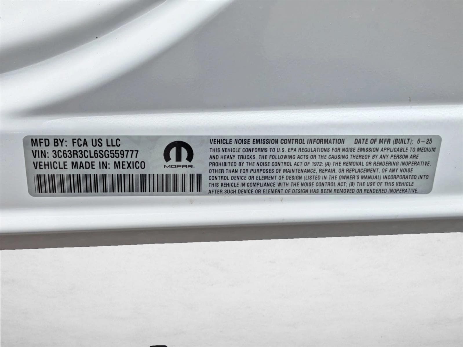 2025 RAM 3500 Tradesman - Photo 18