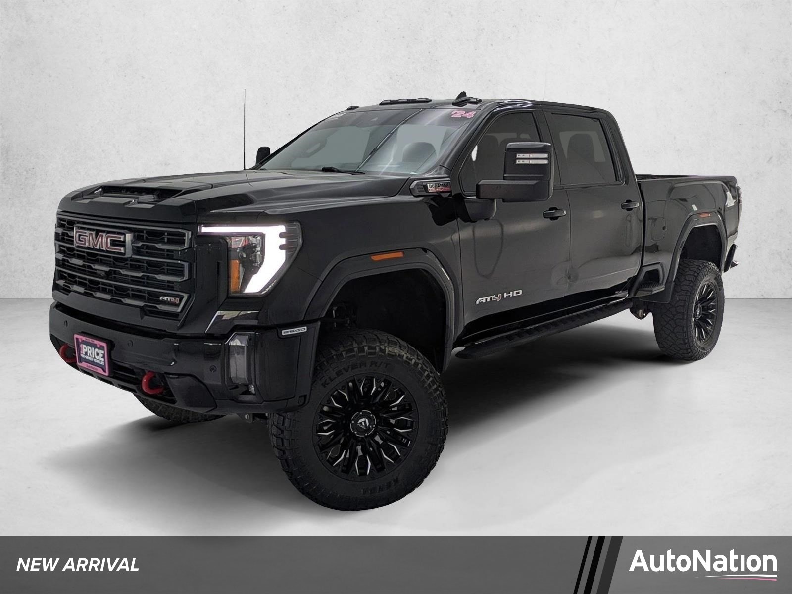 2024 GMC Sierra 4WD Crew Cab Standard Box AT4's photo
