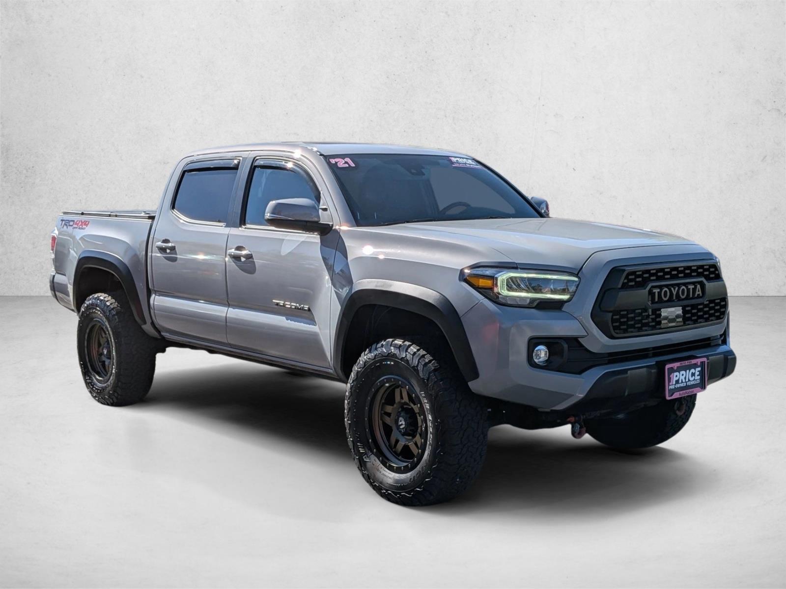 2021 Toyota Tacoma TRD Off-Road photo 3