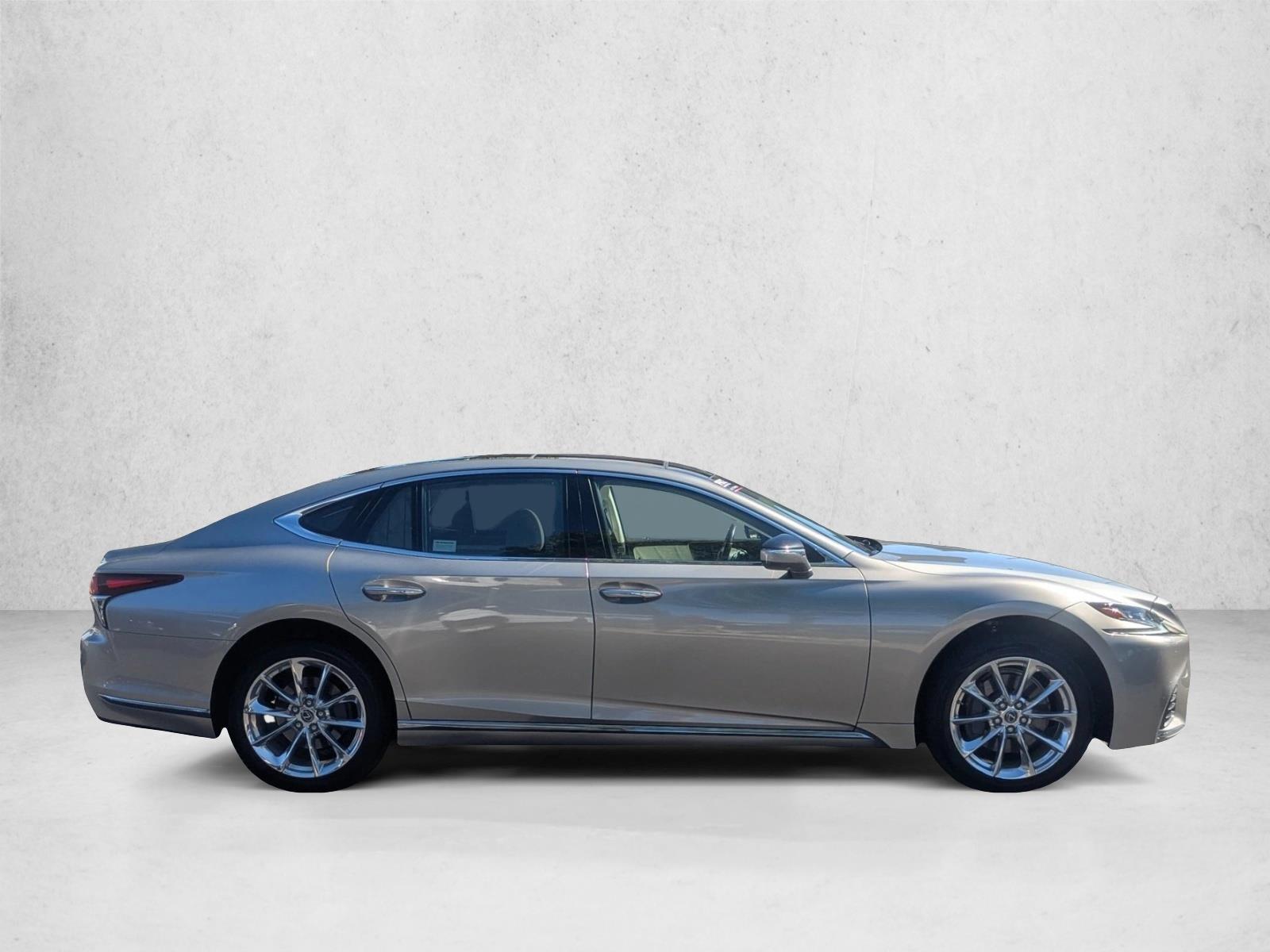 2018 Lexus LS 500 photo 4