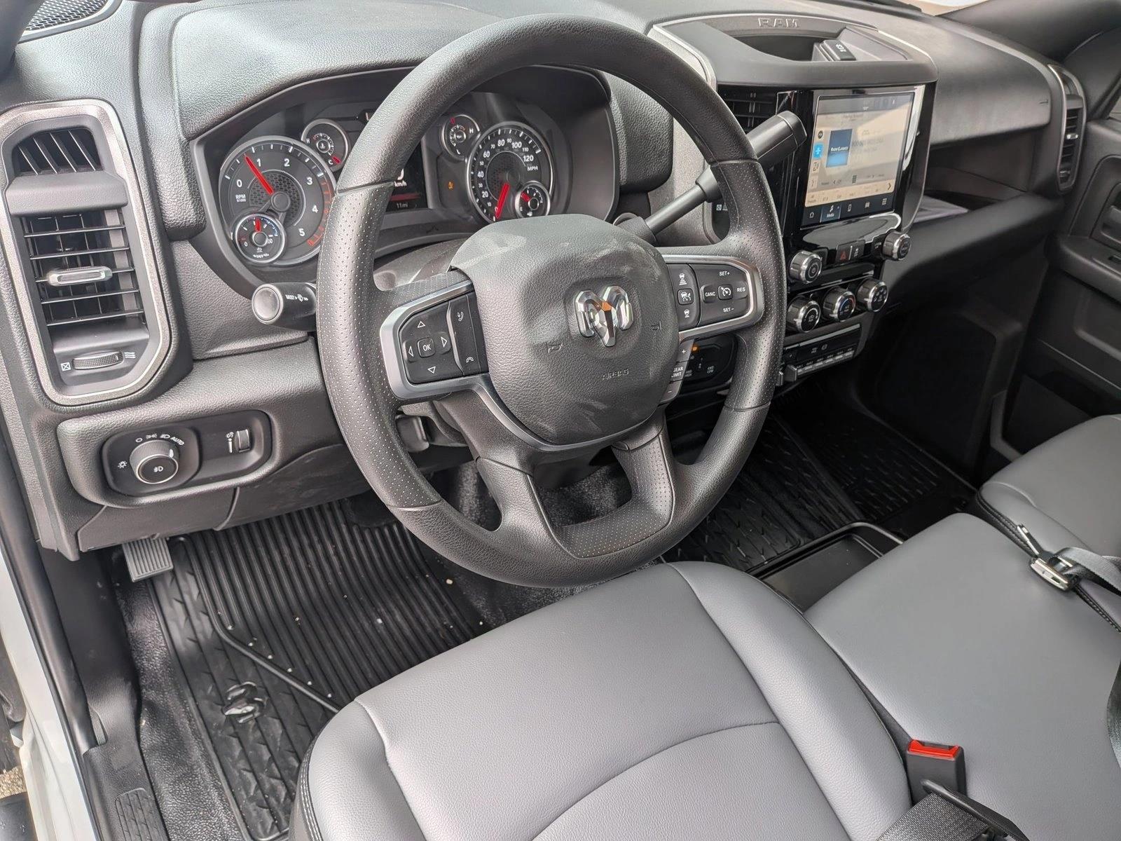 2026 Ram 5500 Tradesman photo 4