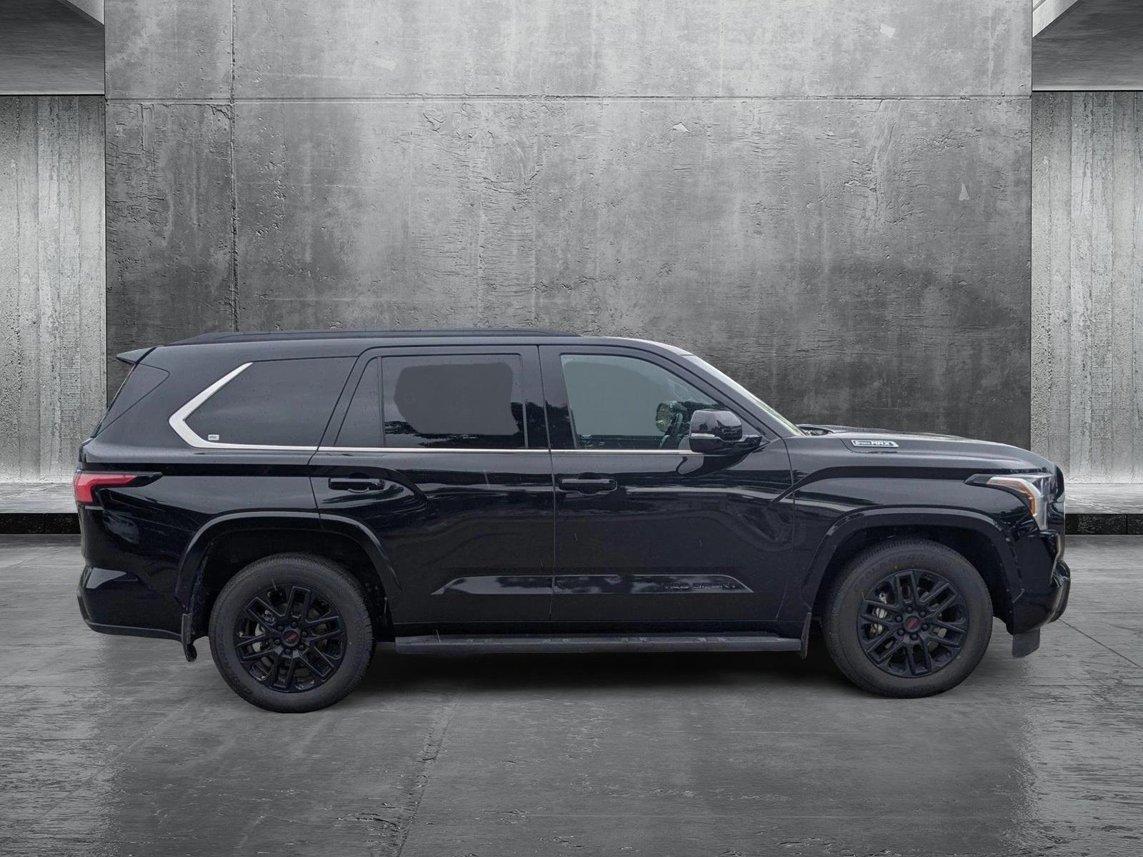 2025 Toyota Sequoia SR5 Sport photo 4