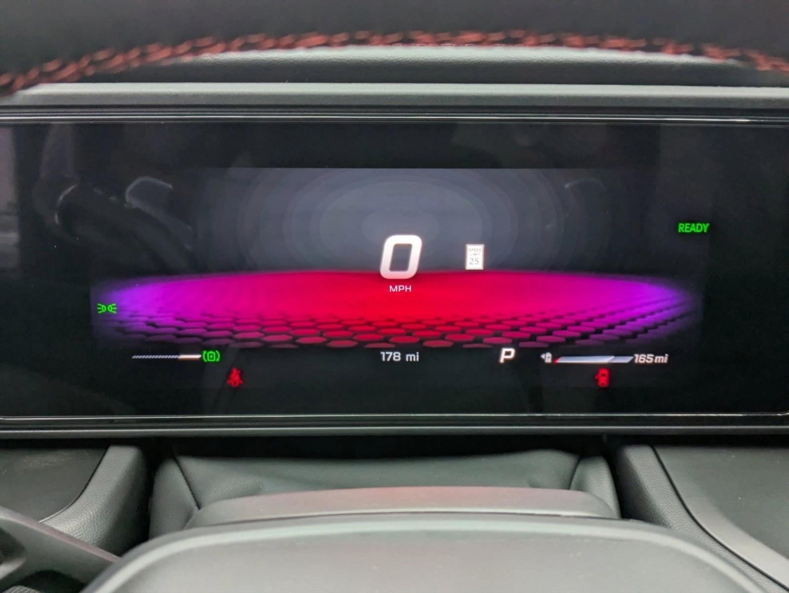 2025 Dodge Charger Daytona R/T - Photo 11