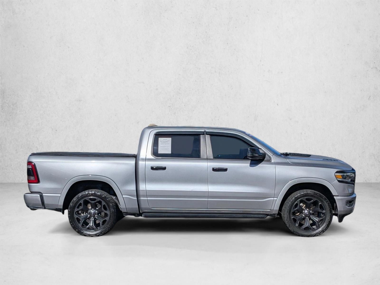 2023 Ram 1500 Limited photo 4