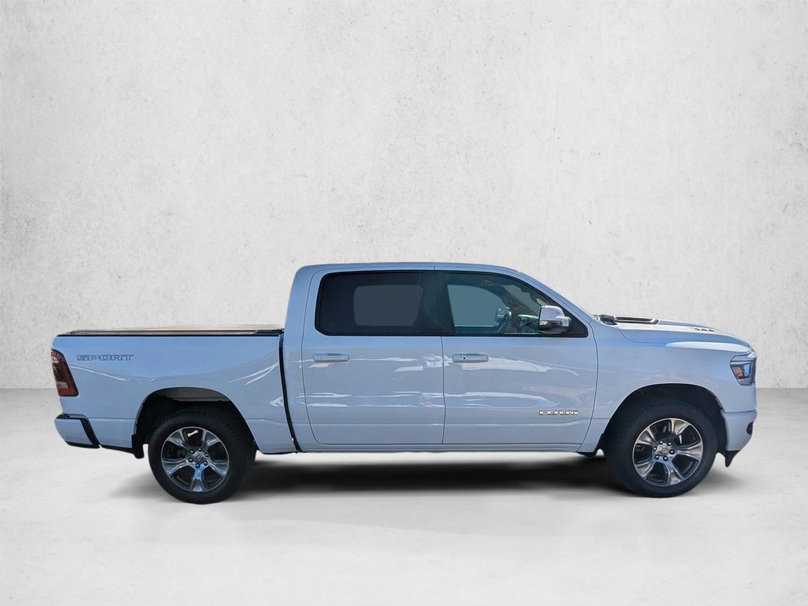 2023 Ram 1500 Laramie photo 4