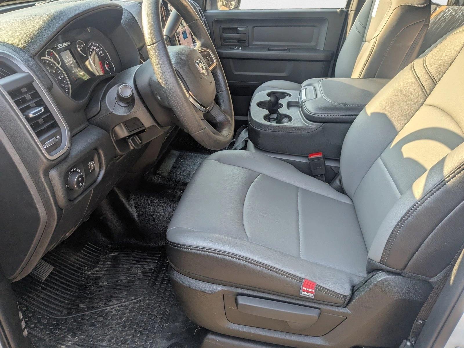 2026 Ram 2500 Tradesman photo 3