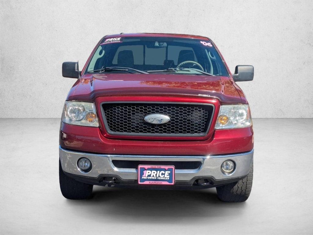 Used 2006 Ford F-150 XLT Crew Cab Pickup