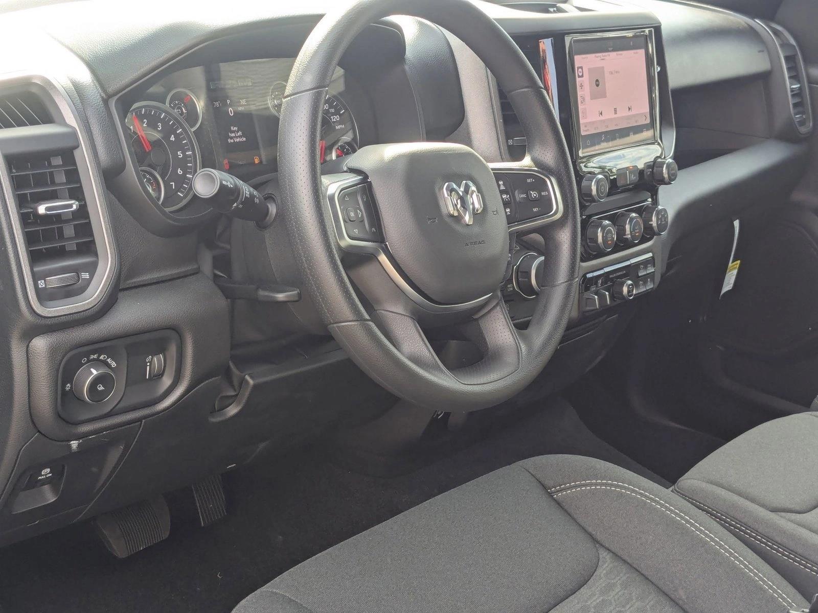 2026 Ram 1500 Tradesman photo 3