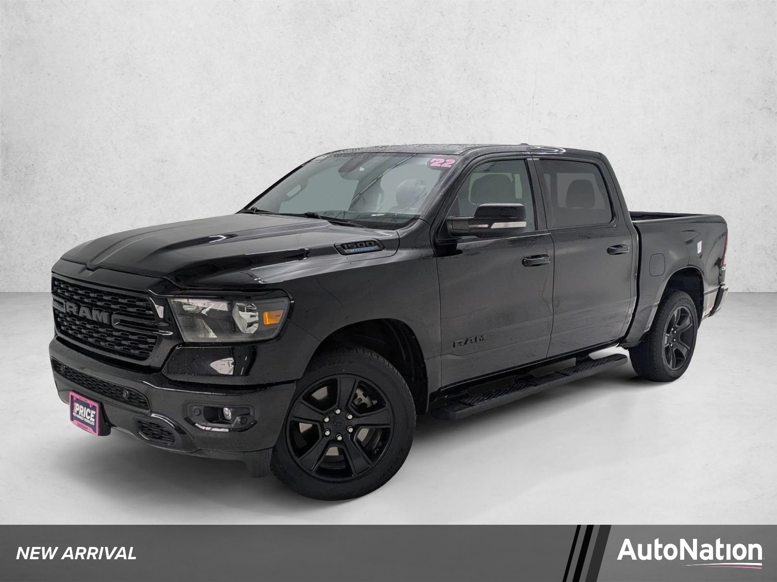 2022 RAM 1500 Big Horn/Lone Star 4x4 Crew Cab 5'7's photo