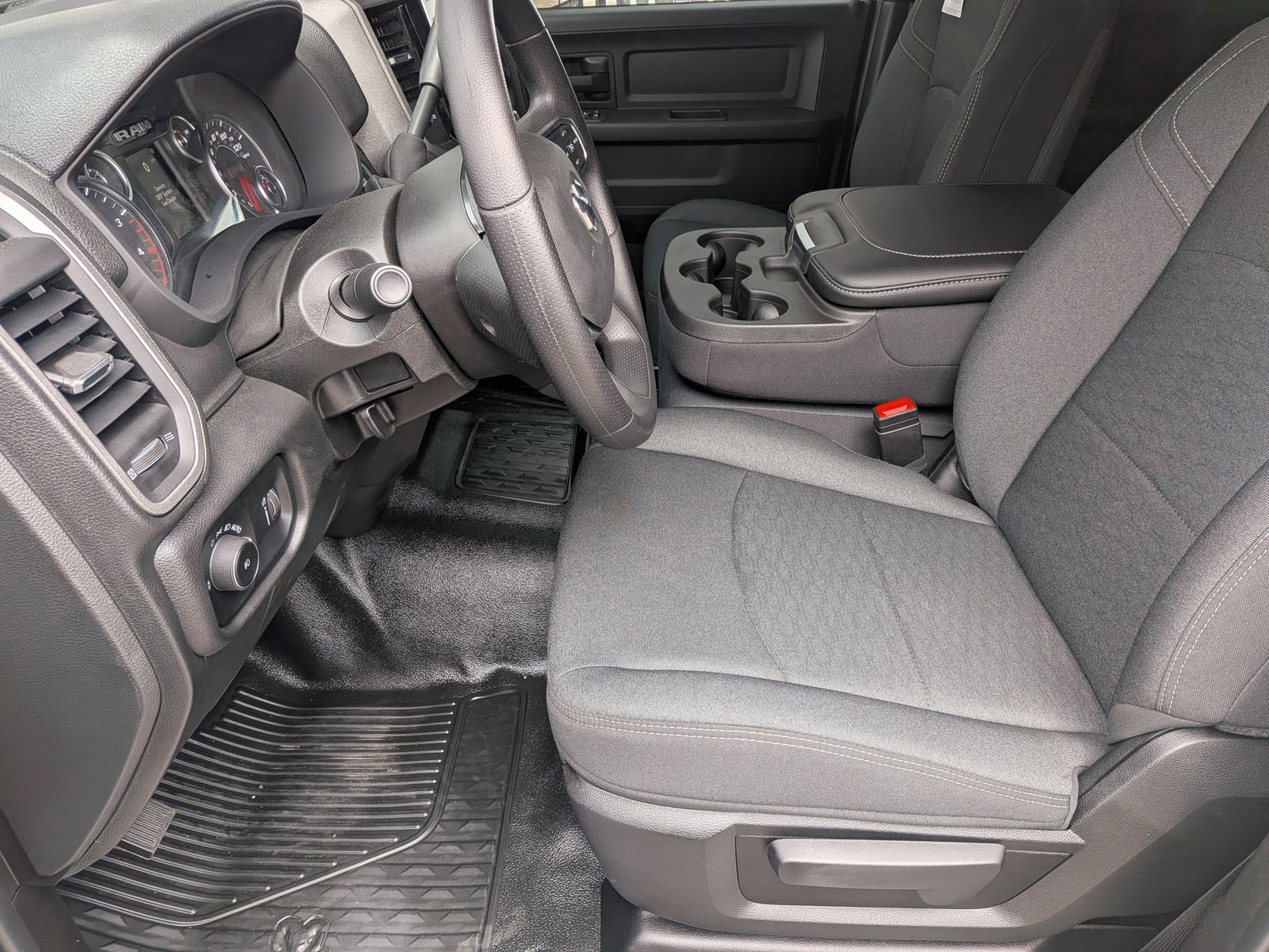 2026 Ram 5500 Tradesman photo 2