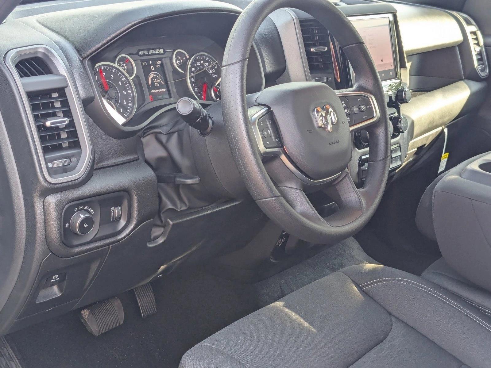 2026 Ram 1500 Tradesman photo 3