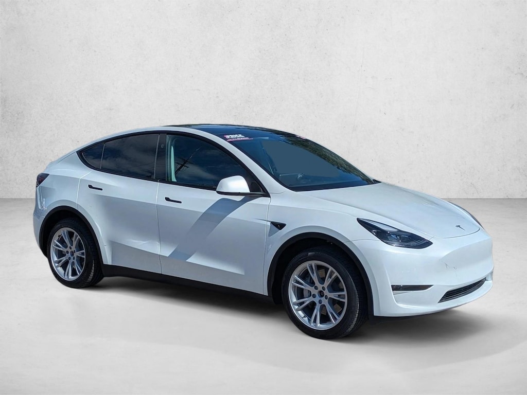 Used 2024 Tesla Model Y Long Range Sport Utility