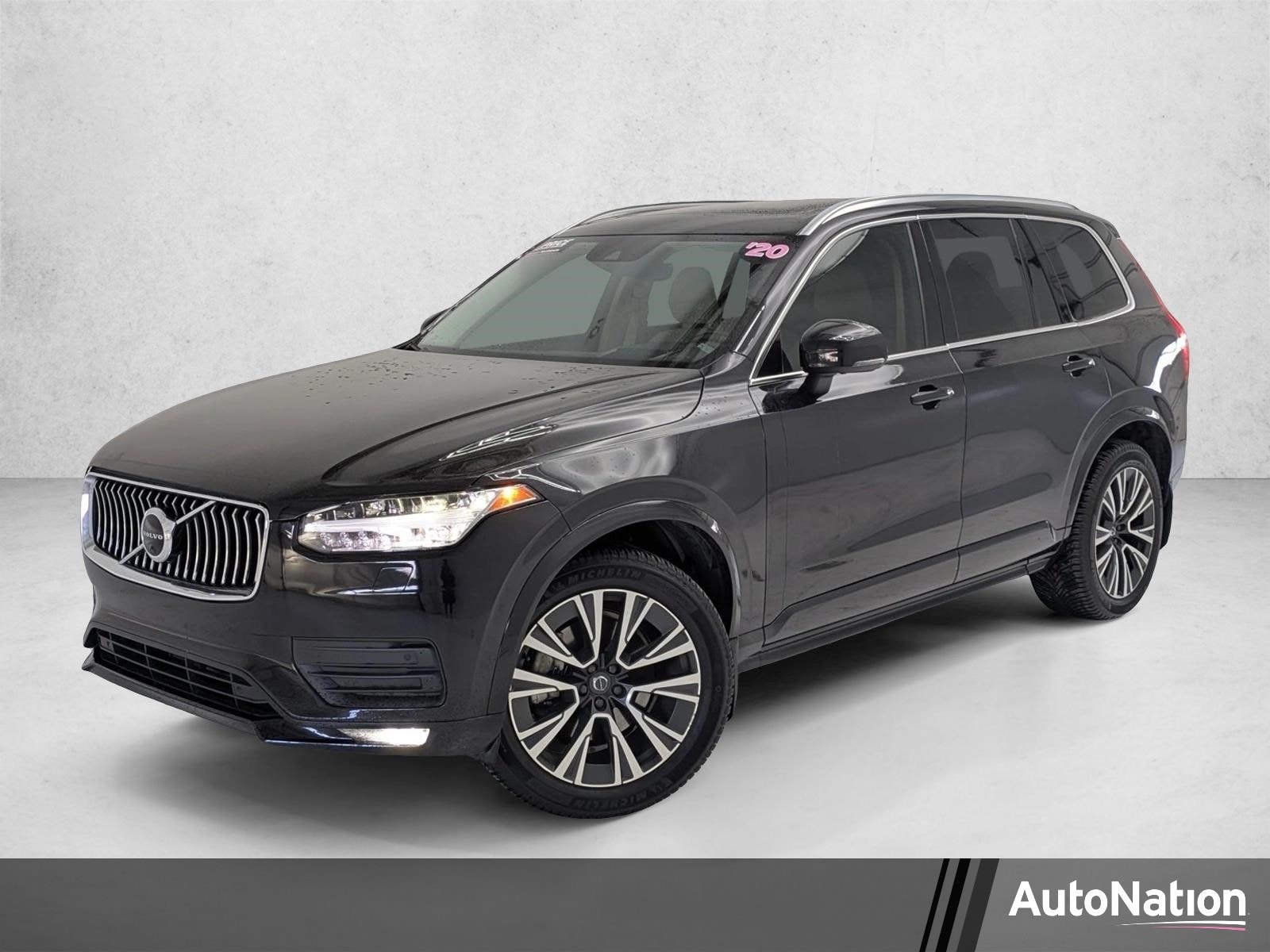 2020 Volvo XC90 T6 Momentum AWD's photo