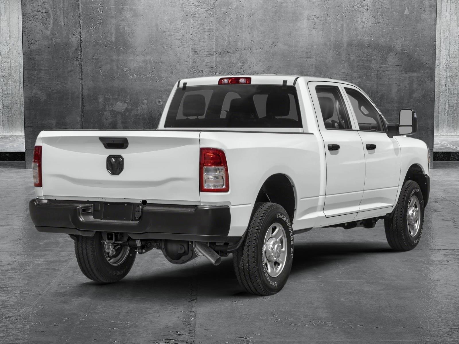 2025 Ram 3500 Tradesman photo 2
