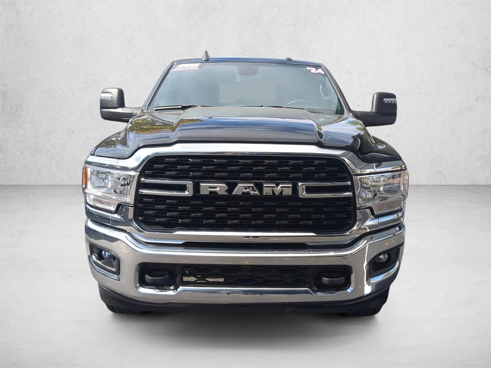 2024 Ram 2500 Big Horn photo 2