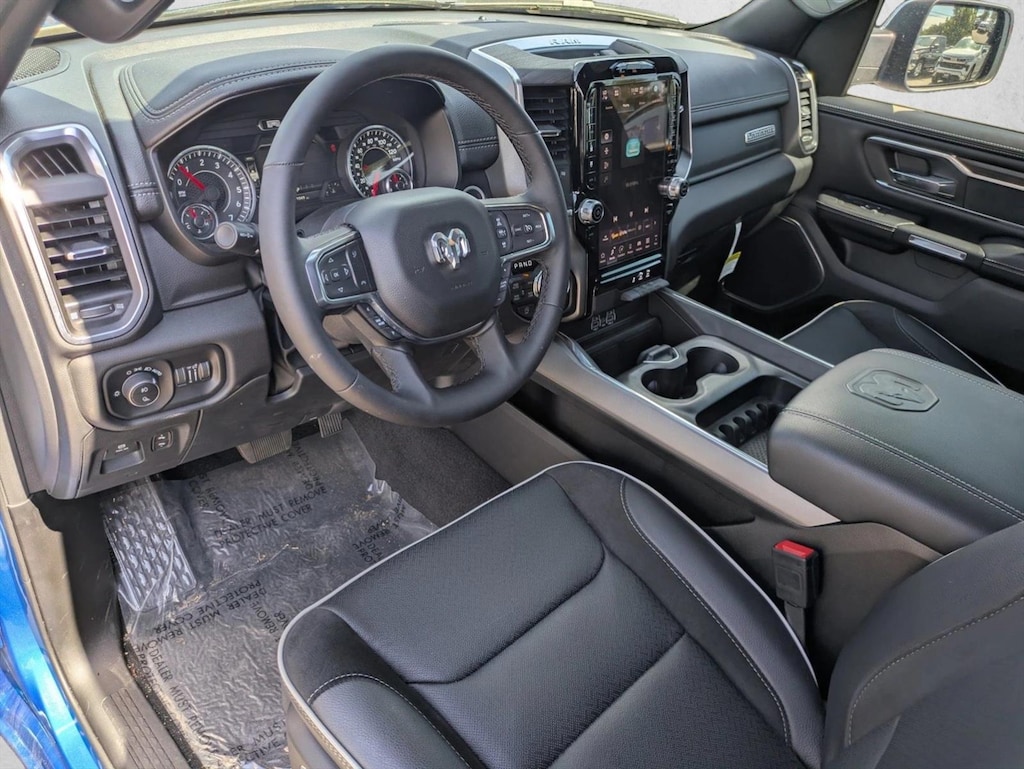 New 2025 Ram 1500 Laramie Truck Crew Cab