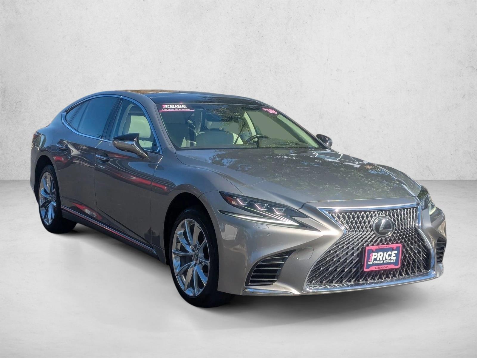 2018 Lexus LS 500 photo 3