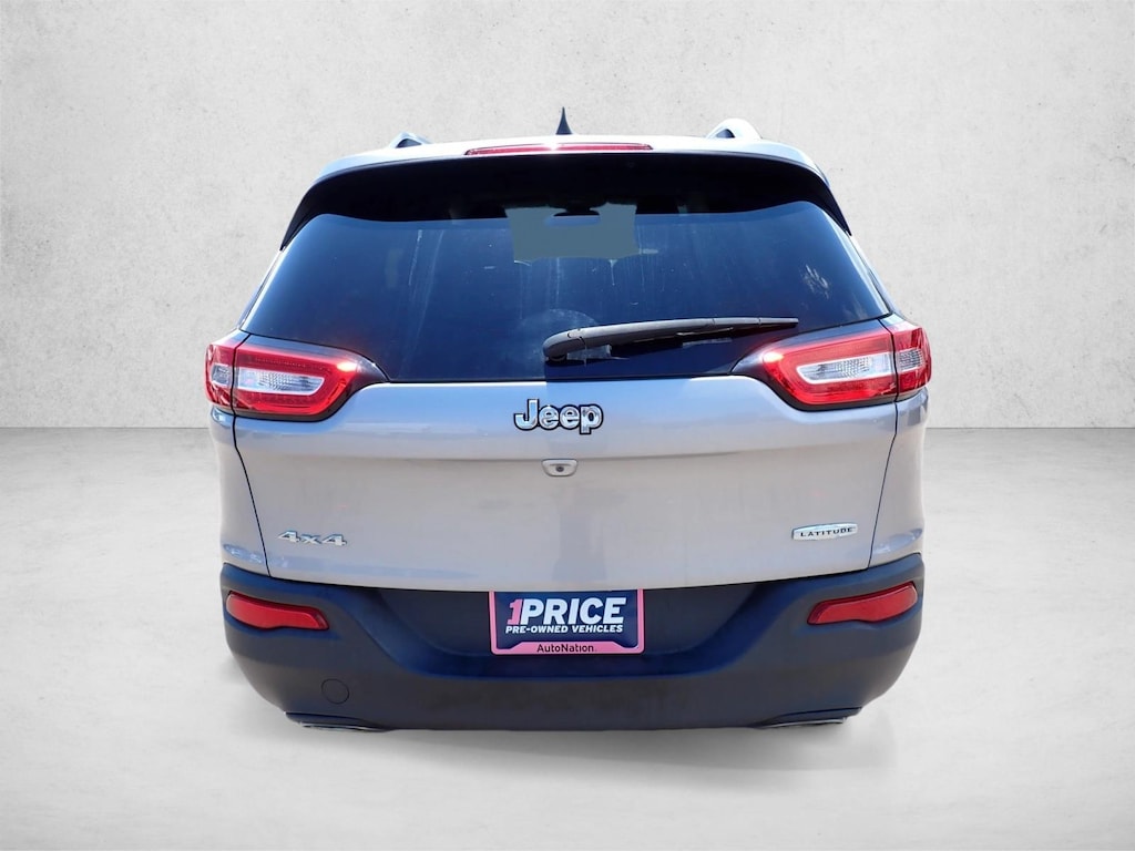 Used 2018 Jeep Cherokee Latitude Plus Sport Utility