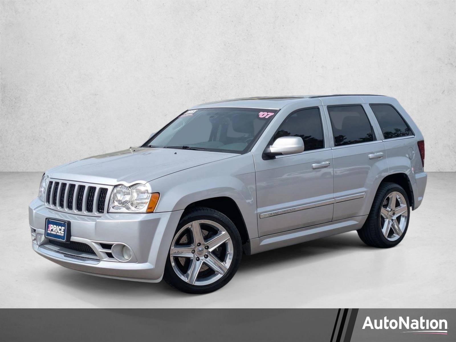 2007 Jeep Grand Cherokee SRT-8's photo