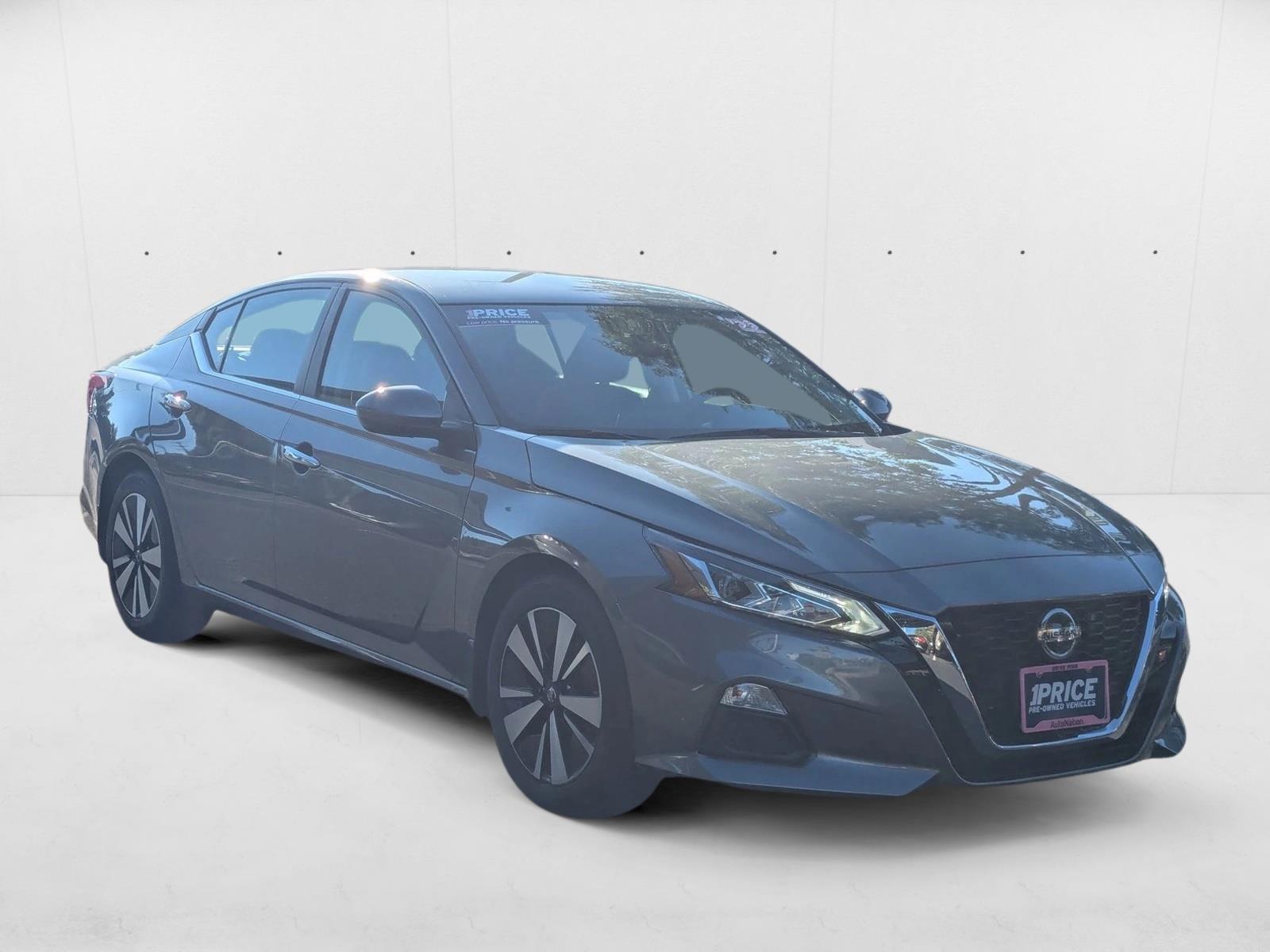 2022 Nissan Altima 2.5 SV photo 3