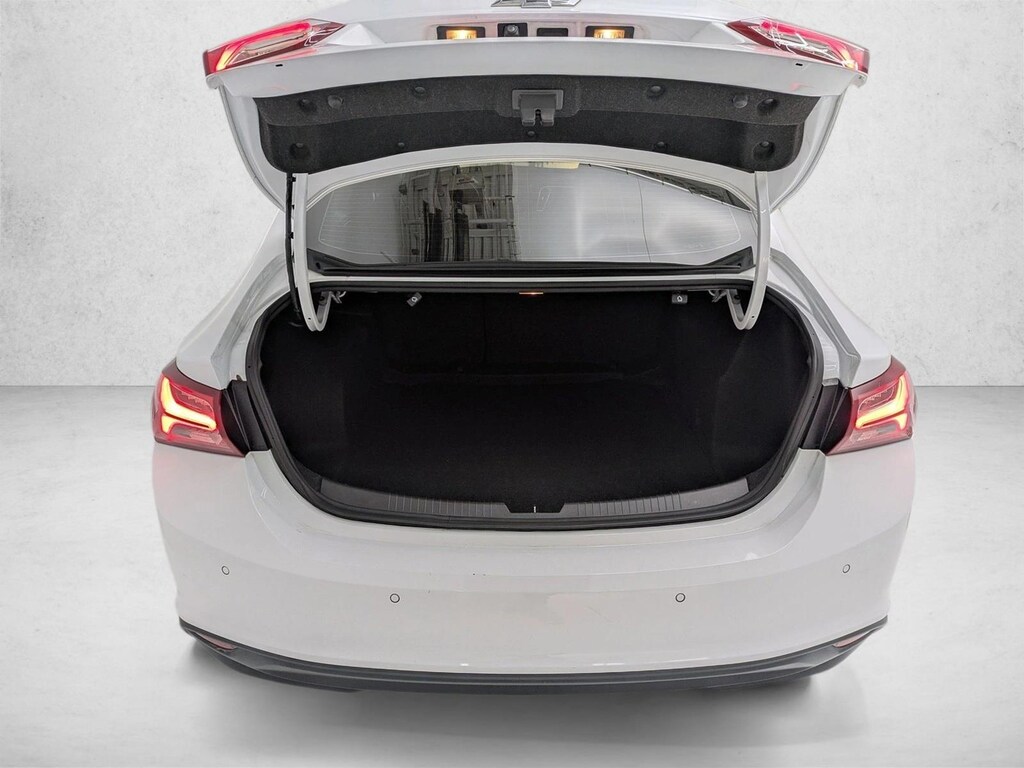 Used 2022 Chevrolet Malibu LT 4dr Car