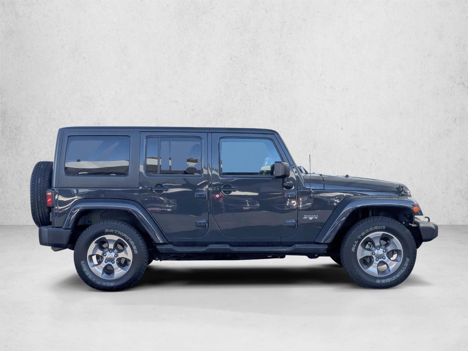 2016 Jeep Wrangler Sahara Sport photo 4