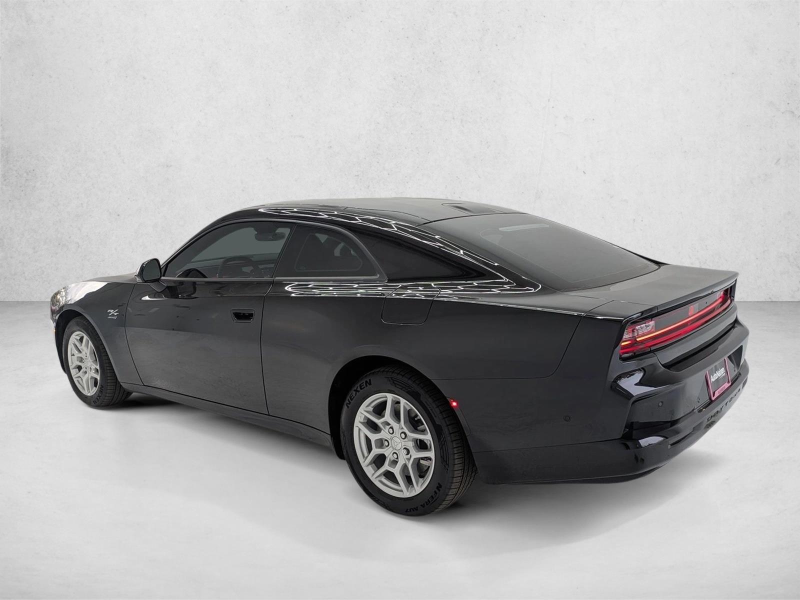 2025 Dodge Charger Daytona R/T - Photo 8