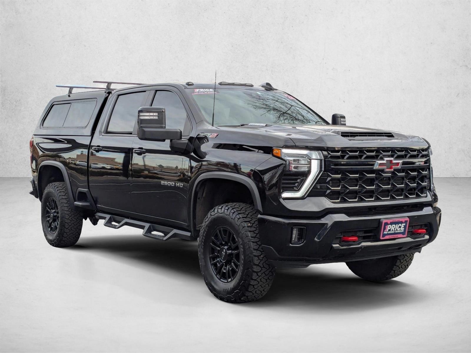 2024 Chevrolet Silverado 2500HD ZR2 photo 2